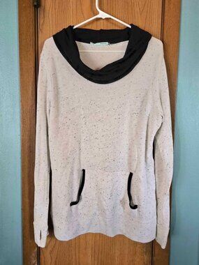 Maurices White & Black Speckled Cowl Neck with Pockets Shirt Size XL